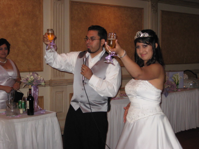 617x456 pixels (90K)